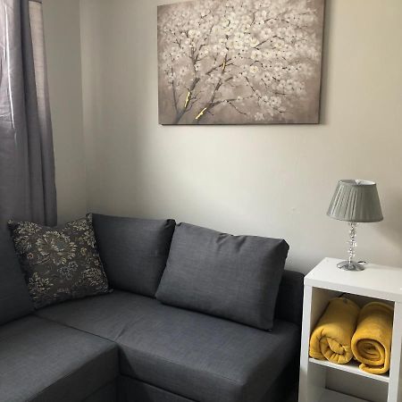 Beechwood Garden Suite Newtownabbey Eksteriør billede