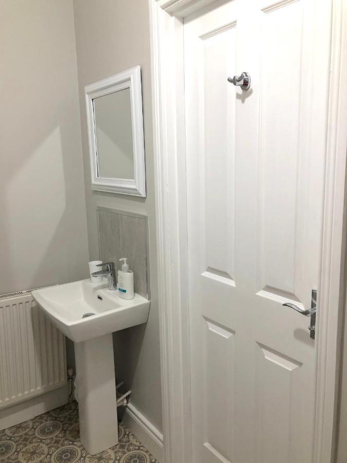 Beechwood Garden Suite Newtownabbey Eksteriør billede